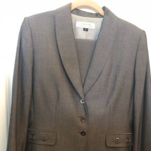 Tahari Skirt Suit (Gray), 2 piece set.